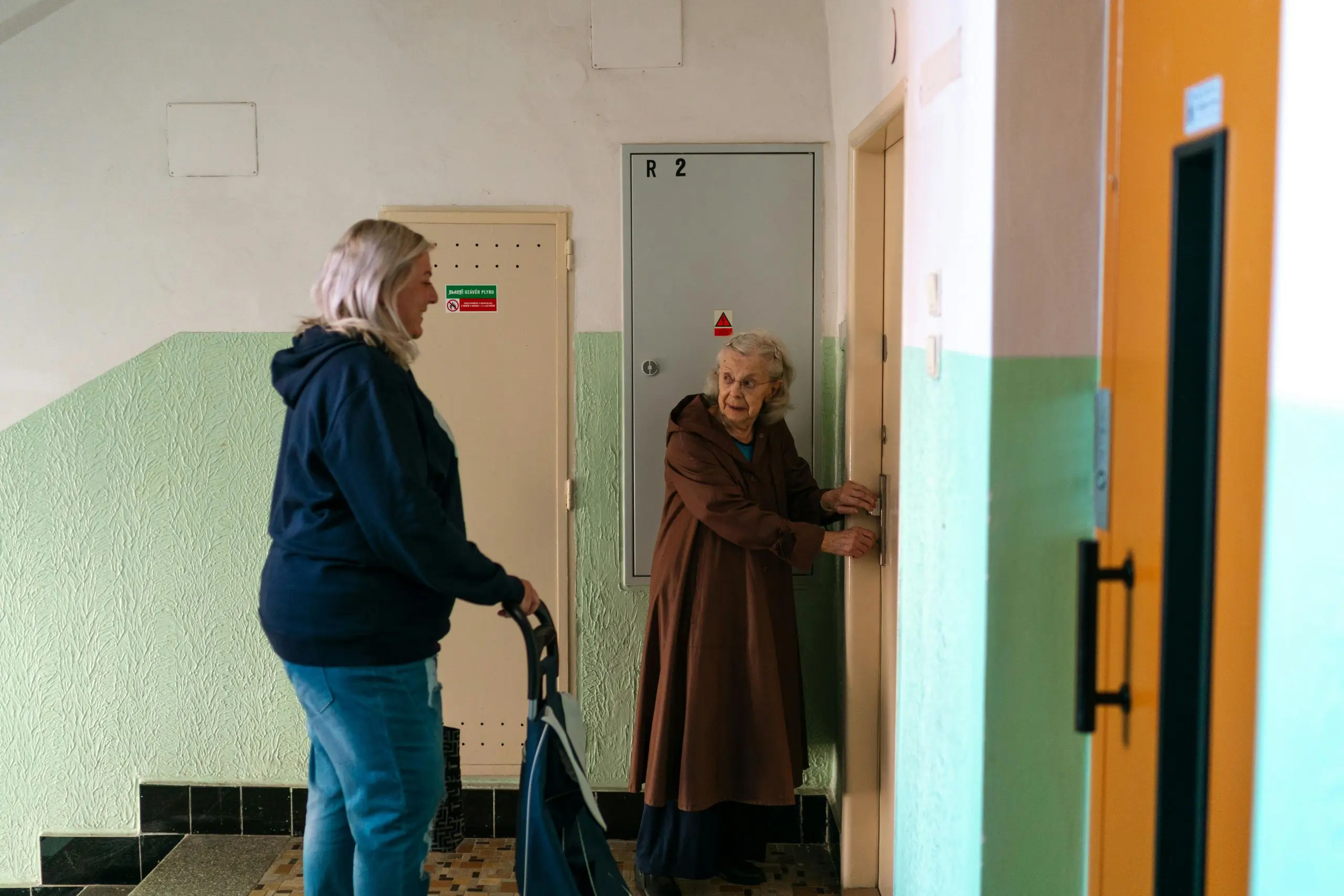 Benefits of Waking Night Care for the Elderly