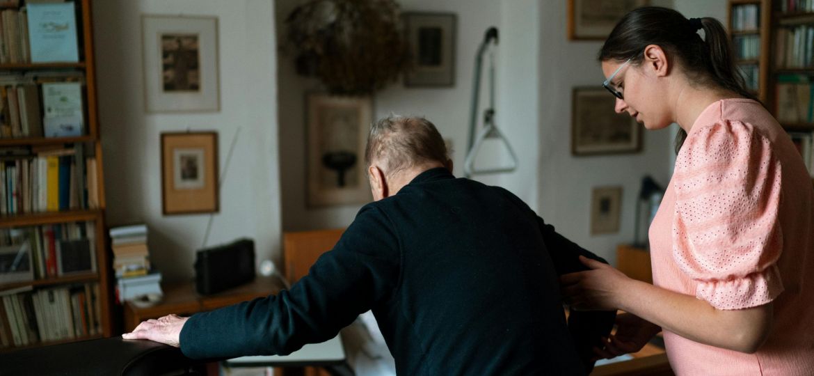 short-term live-in care Edinburgh